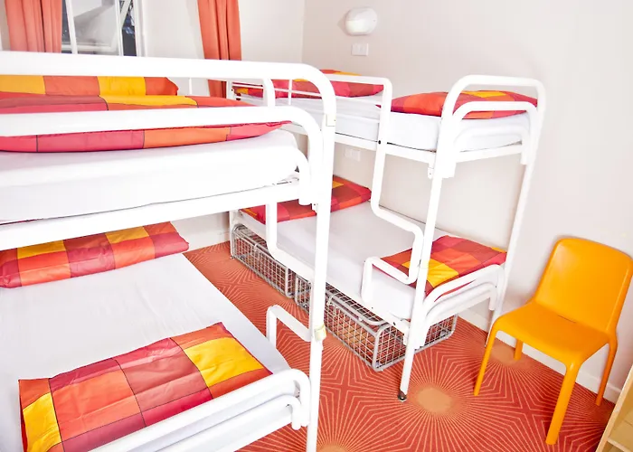 Snoozles Quay Street Tourist *