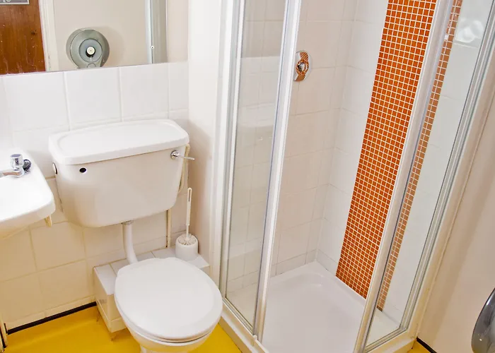 Hostel Snoozles Quay Street Tourist Galway