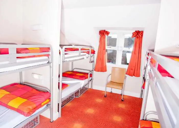 Snoozles Quay Street Tourist Hostel Galway