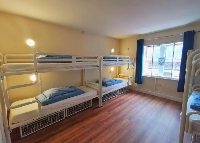 Snoozles Quay Street Tourist Hostel Galway