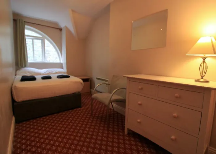 Snoozles Quay Street Tourist *