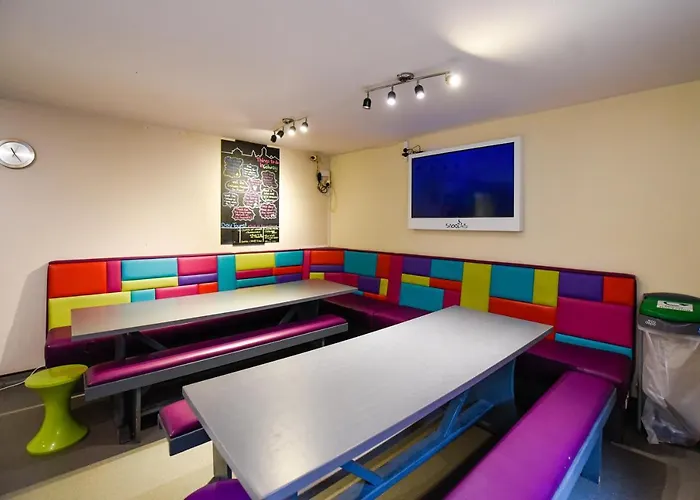 Snoozles Quay Street Tourist Galway