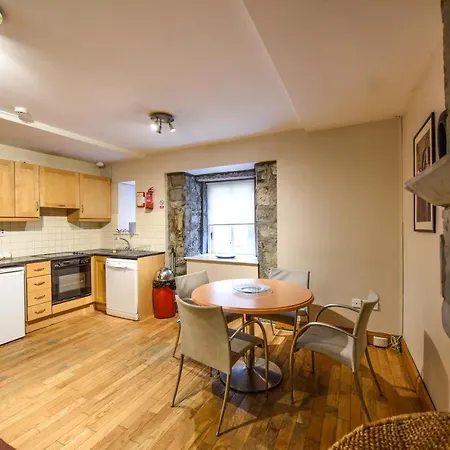 Albergue Snoozles Quay Street Tourist *