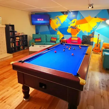 ホステル Snoozles Quay Street Tourist *