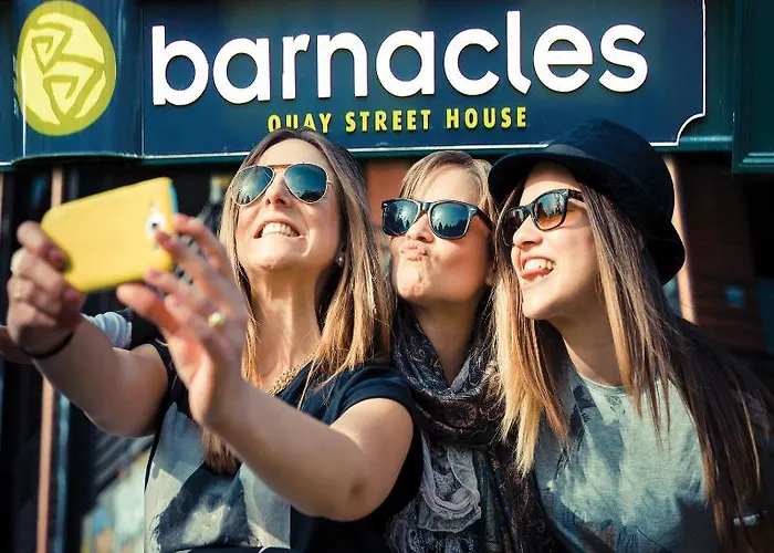 Snoozles Quay Street Tourist Голуэй