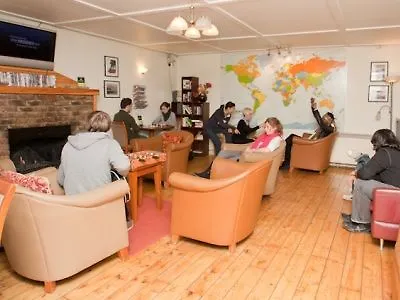 Хостел Snoozles Quay Street Tourist Голуэй