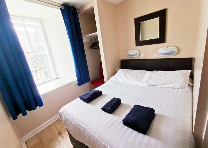 Snoozles Quay Street Tourist Хостел Голуэй